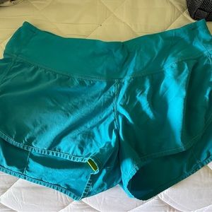 Lululemon teal active shorts